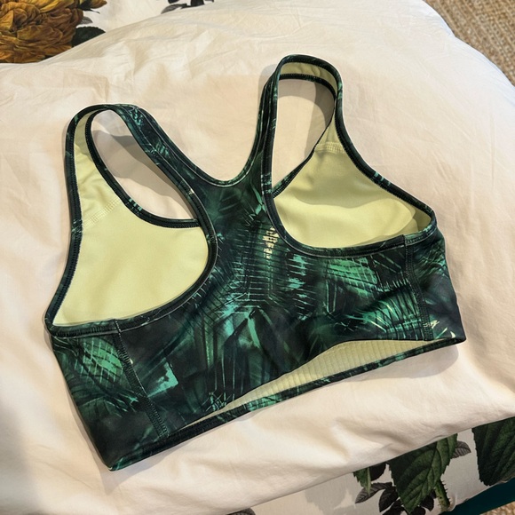 Nike, size small, dri fit sports bra, jungle green - Picture 2 of 3